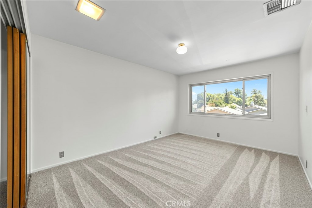 2332 8th Property Photo 37