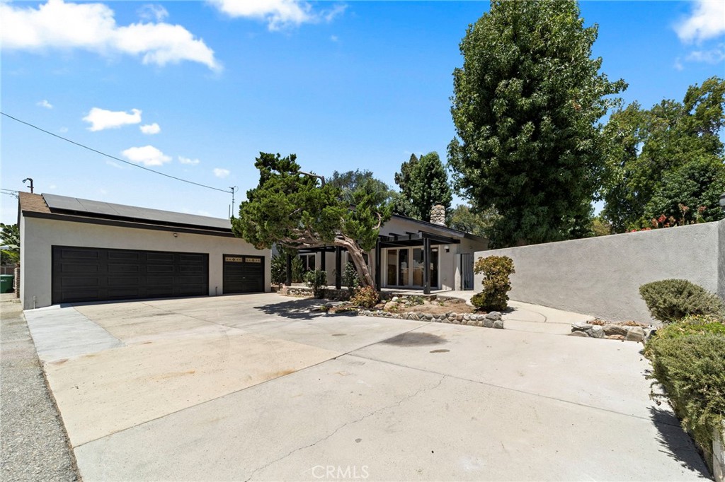2332 8th Property Photo 48