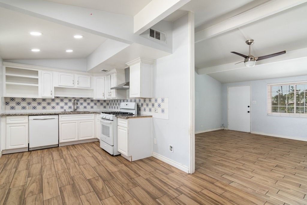 5416 Sunnyside Property Photo 4