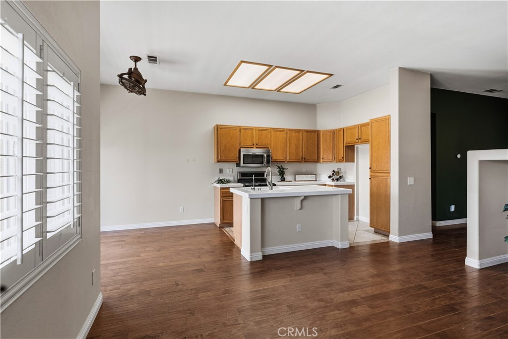 44607 Crestwood Circle Property Photo 10