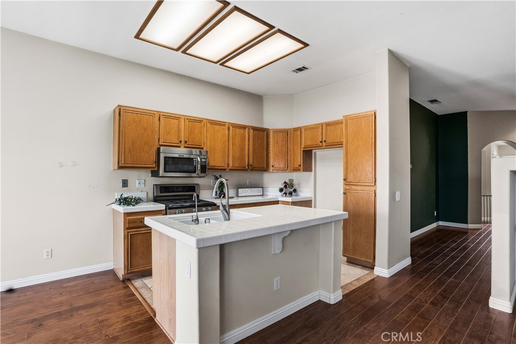 44607 Crestwood Circle Property Photo 13