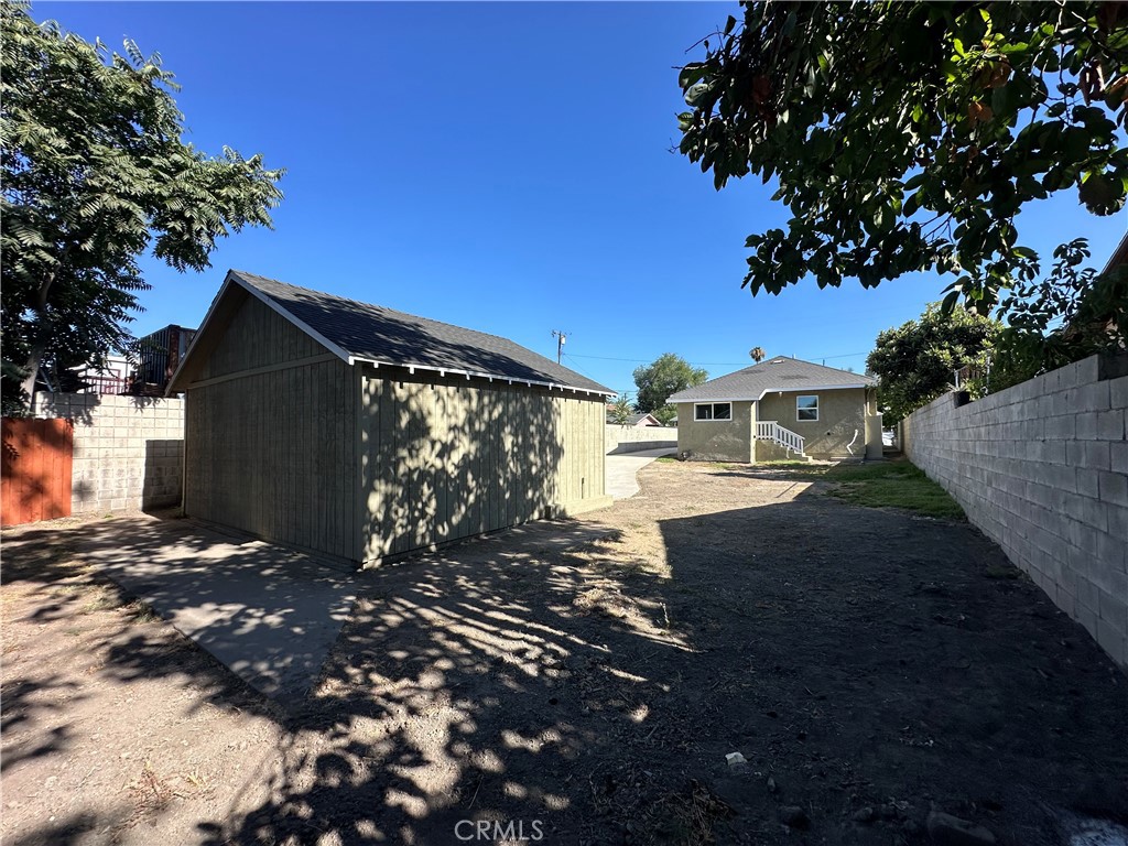 363 W Olive Street Property Photo 3