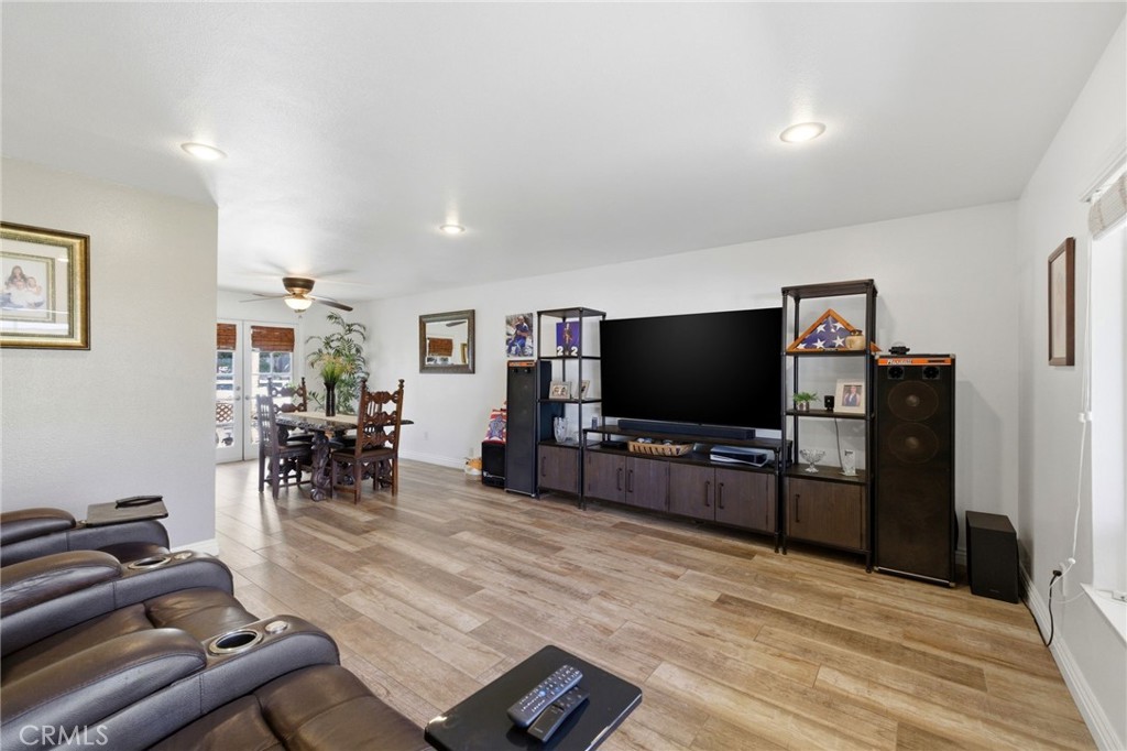 11246 Coolwater Drive Property Photo 4