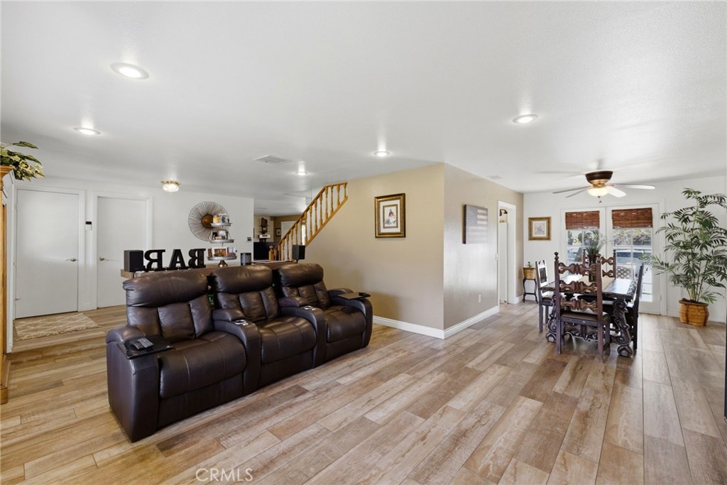 11246 Coolwater Drive Property Photo 6