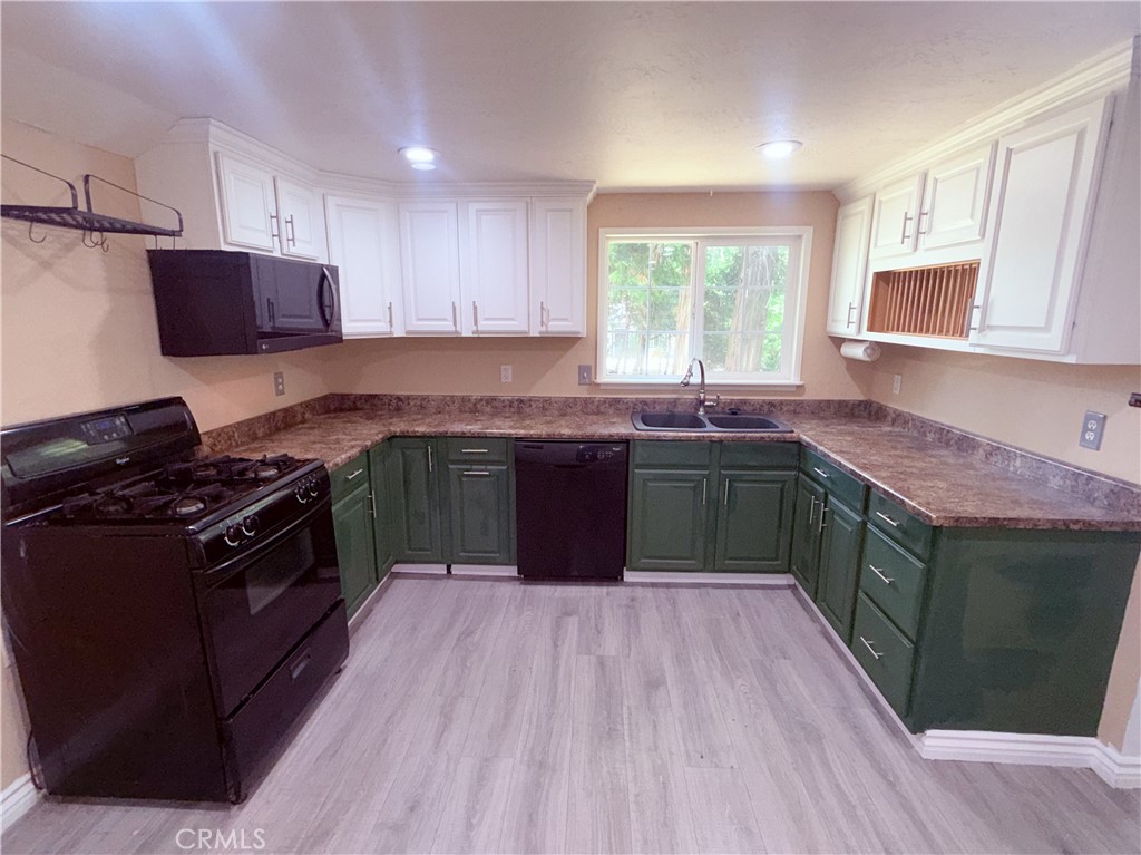 23655 Rocky Dell Property Photo 5
