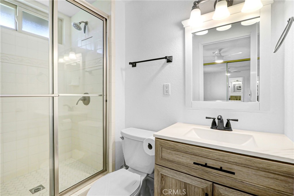 75220 Valencia Property Photo 11