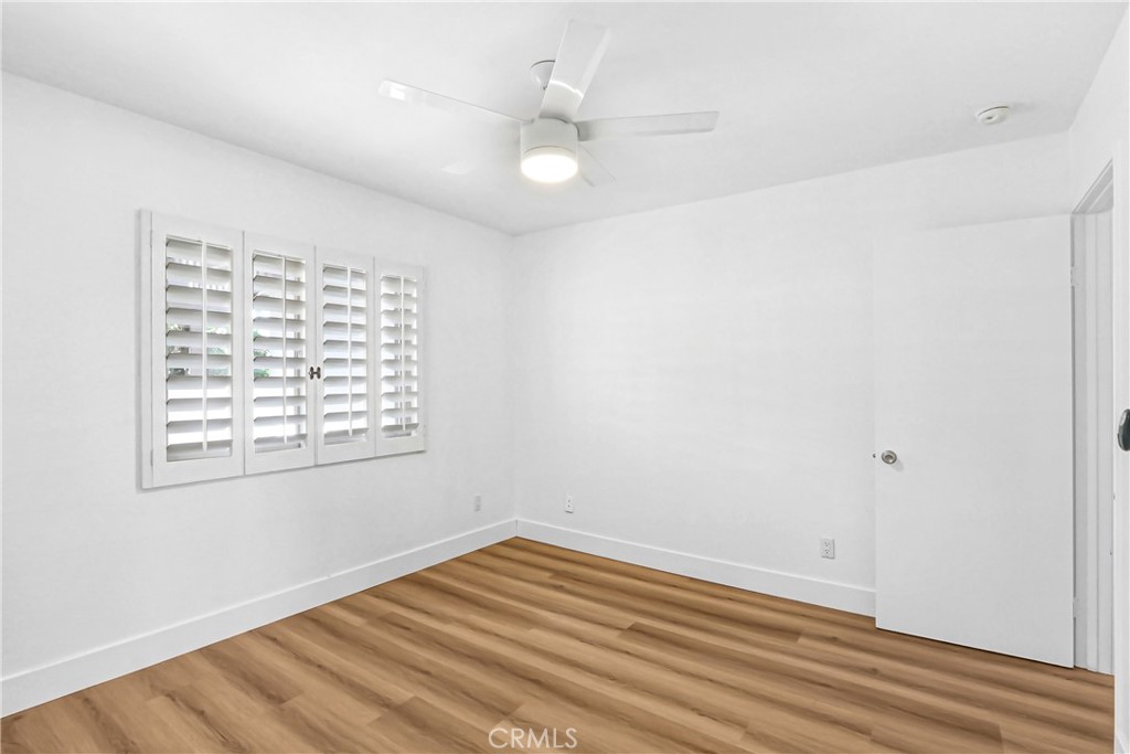 75220 Valencia Property Photo 13