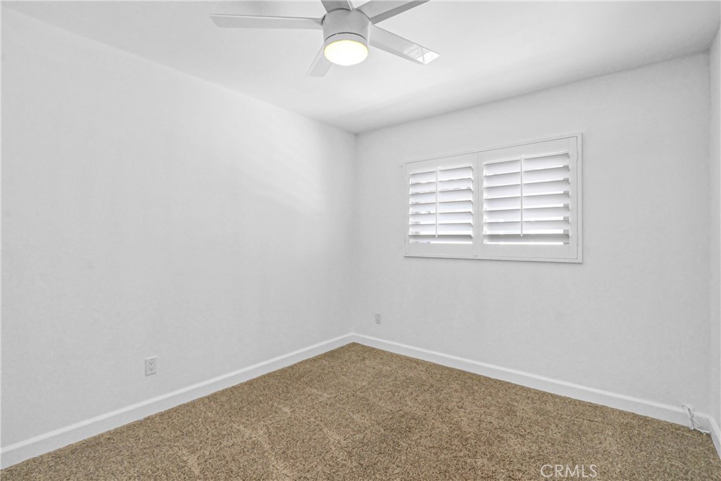 75220 Valencia Property Photo 15