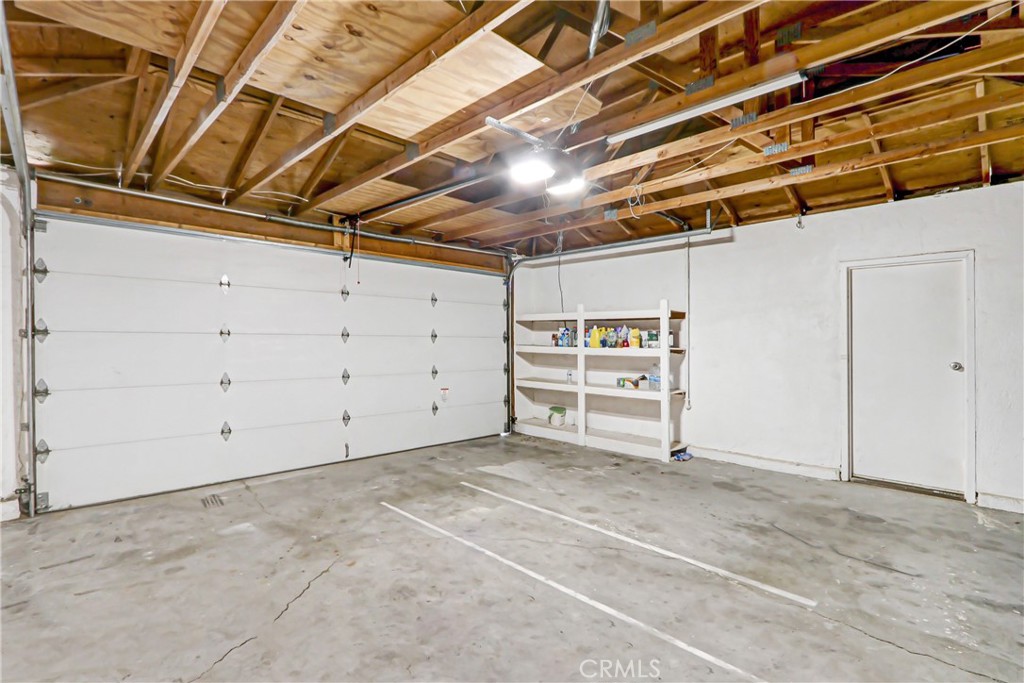 75220 Valencia Property Photo 20