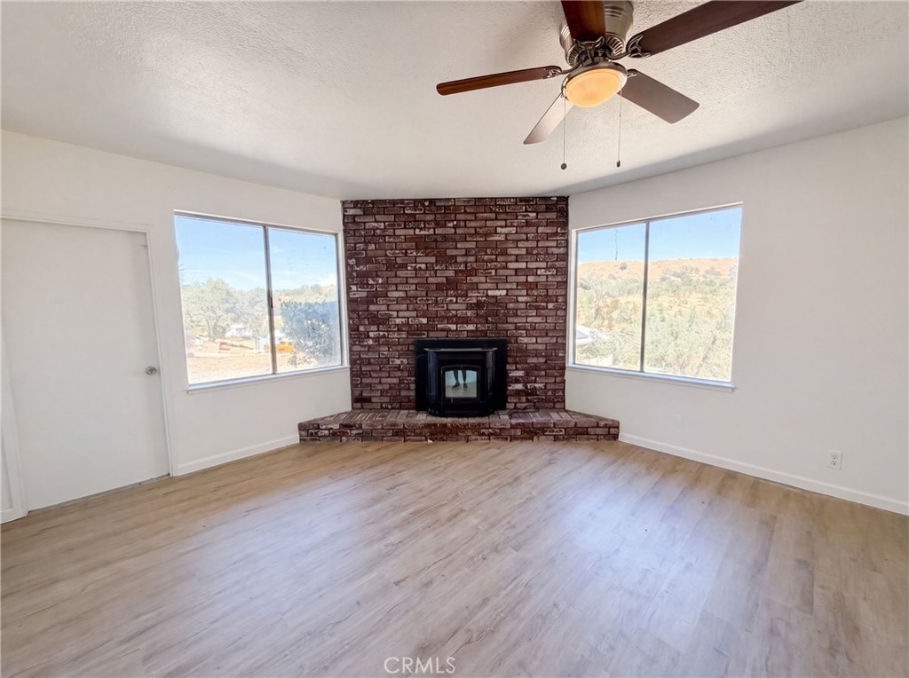 6041 Thornicroft Property Photo 10