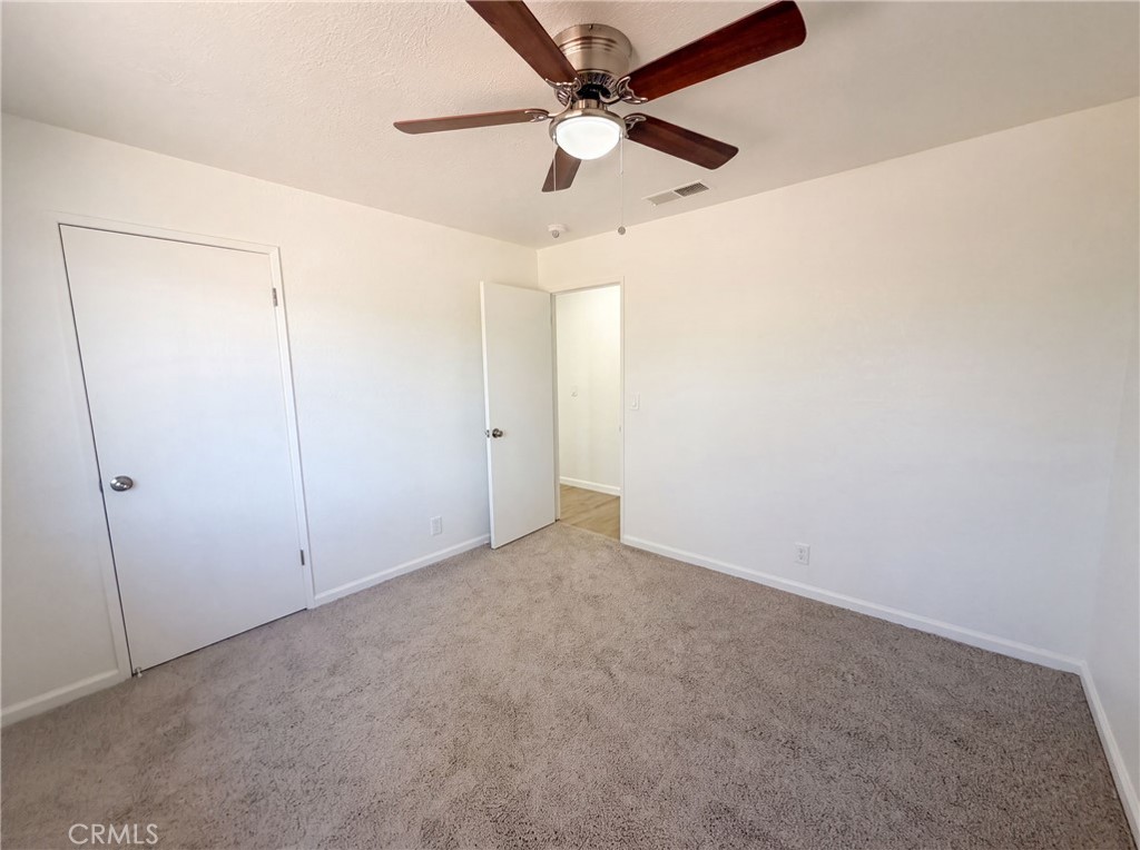 6041 Thornicroft Property Photo 13