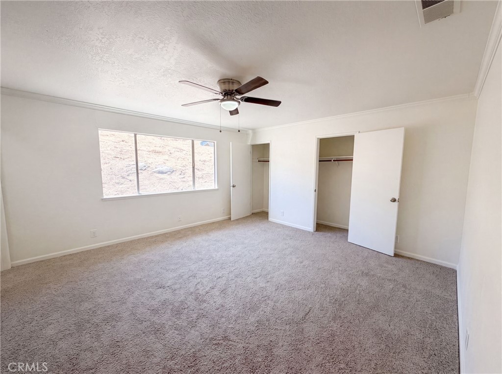6041 Thornicroft Property Photo 16