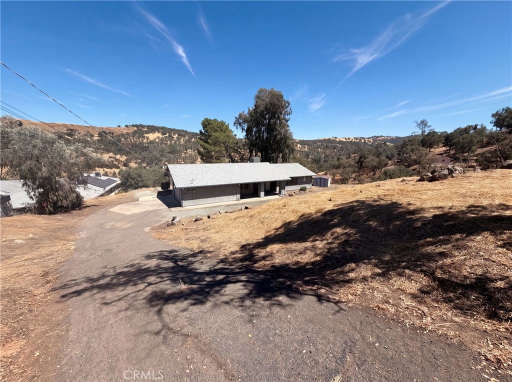 6041 Thornicroft Property Photo 22