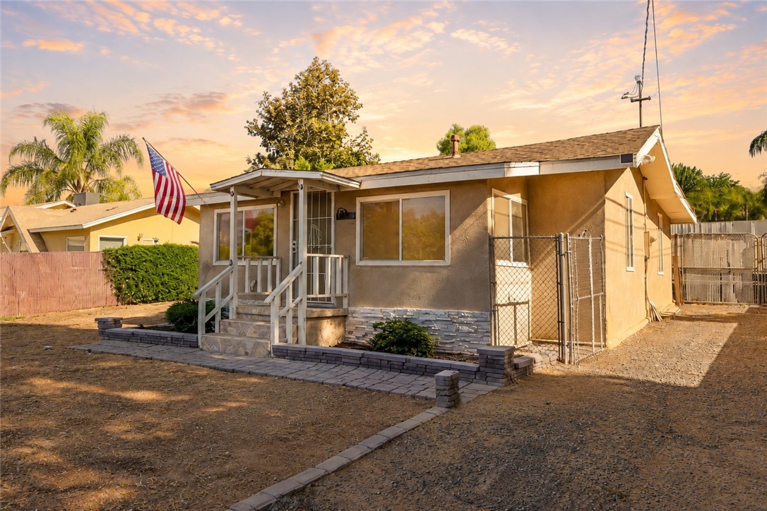 527 7th Property Photo 1