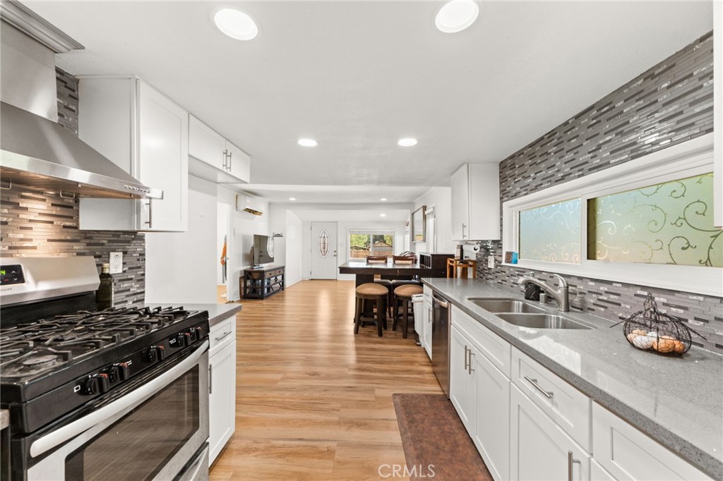 527 7th Property Photo 12