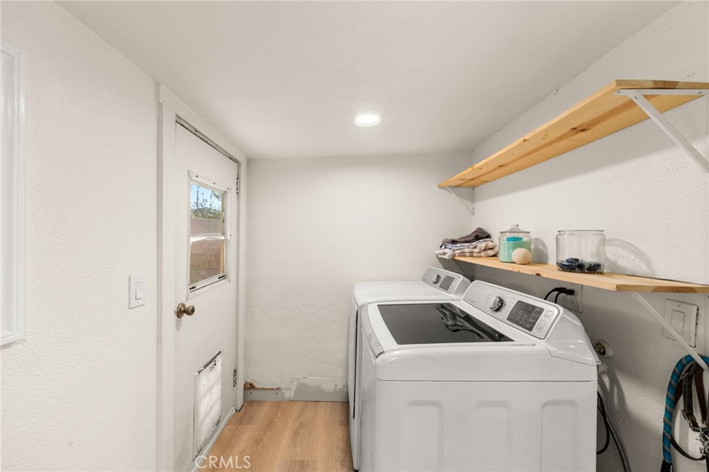 527 7th Property Photo 13