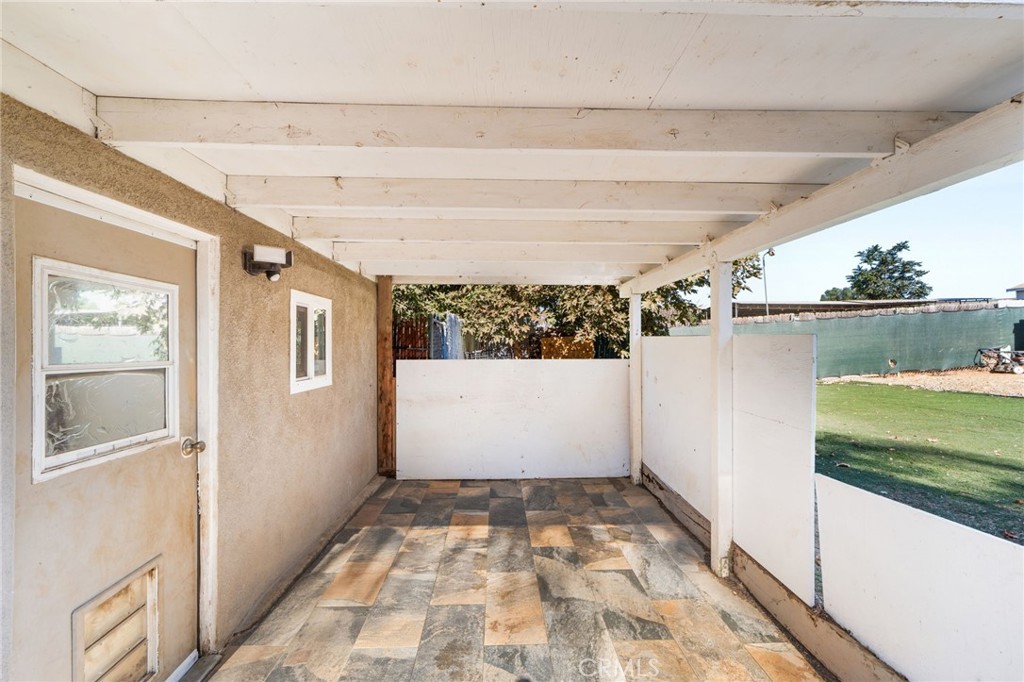 527 7th Property Photo 20