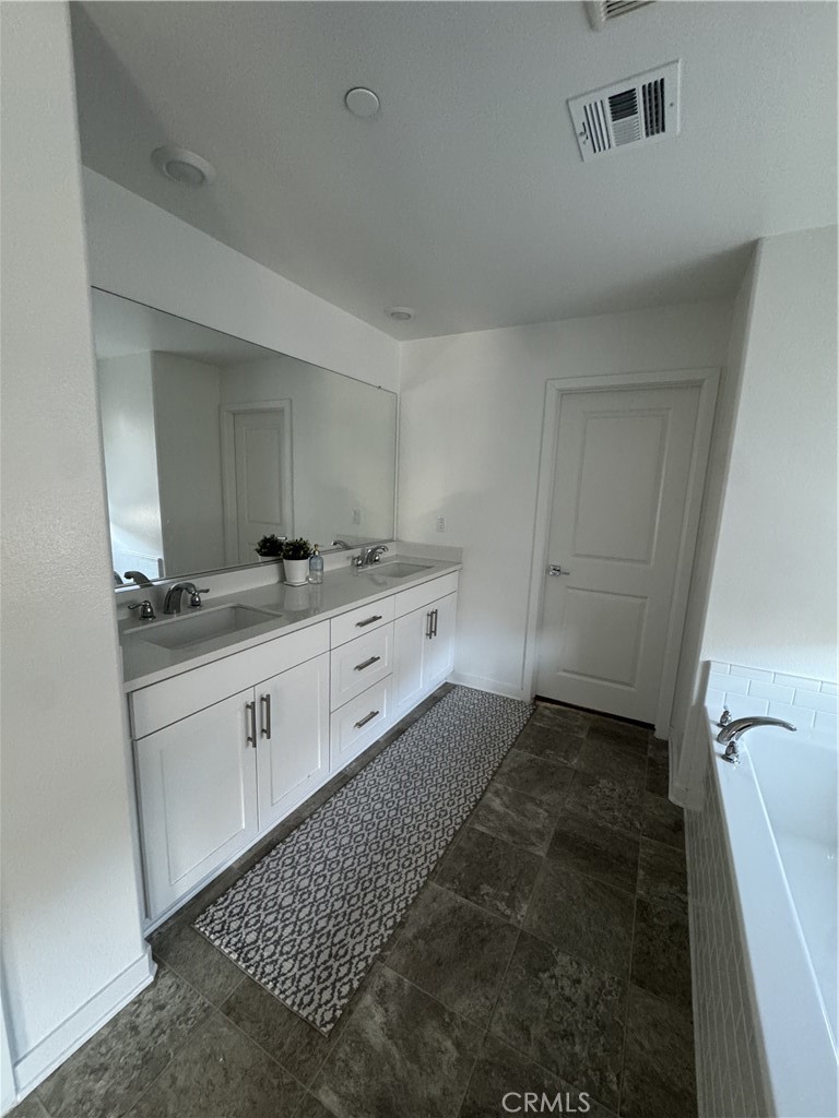 16746 Fern Pine Property Photo 11