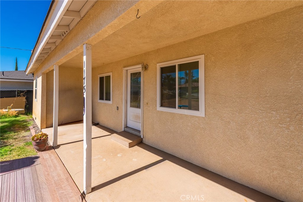 1175 Edgar Ave Property Photo 10