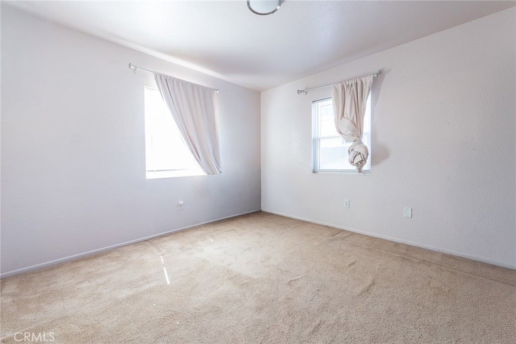 1175 Edgar Ave Property Photo 15