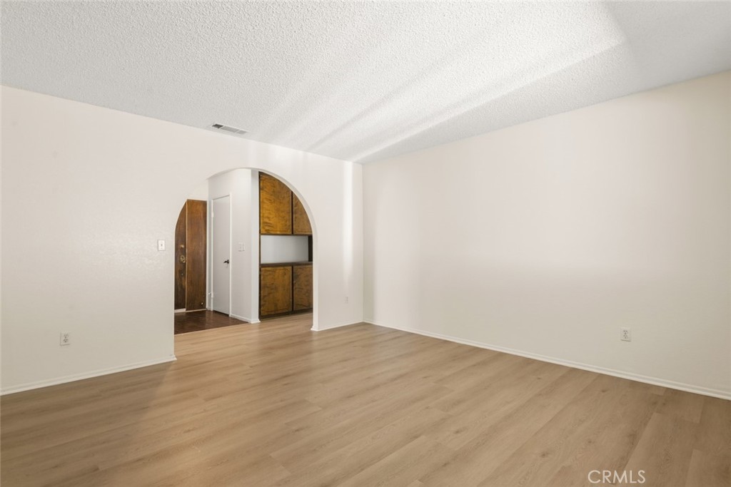 13689 Sarah Street Property Photo 6