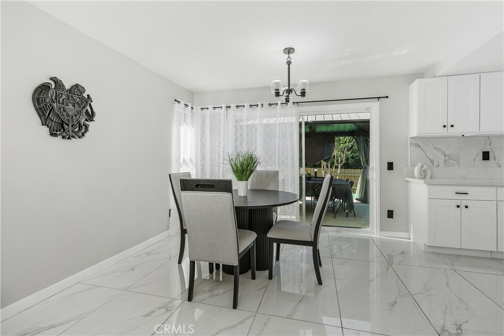 29253 Greenbrier Place Property Photo 11