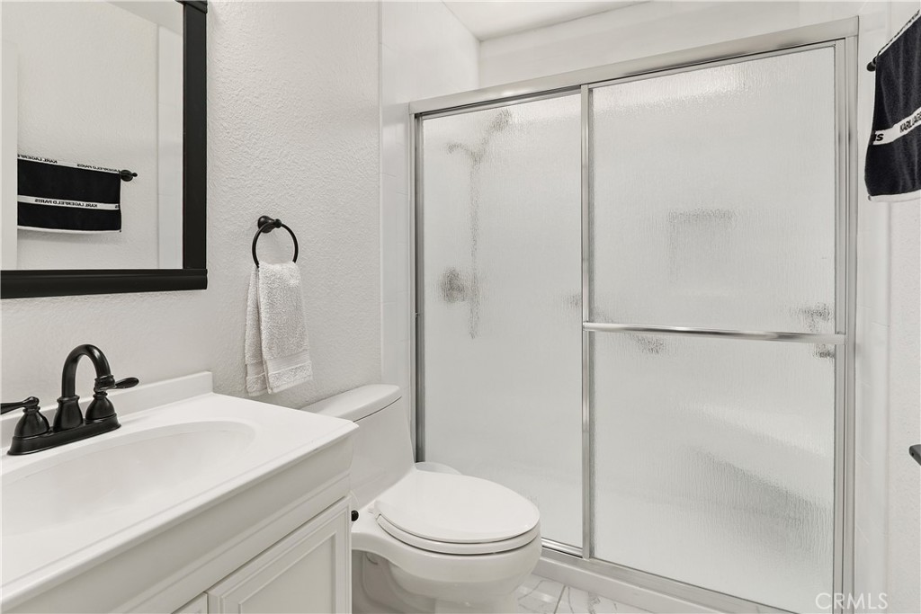 29253 Greenbrier Place Property Photo 16