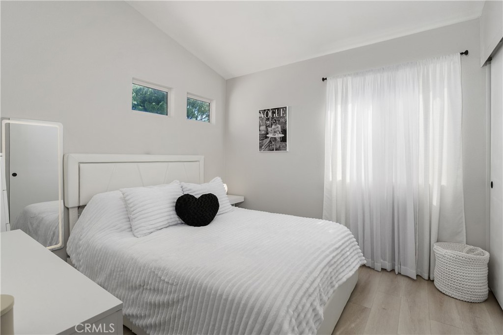 29253 Greenbrier Place Property Photo 20