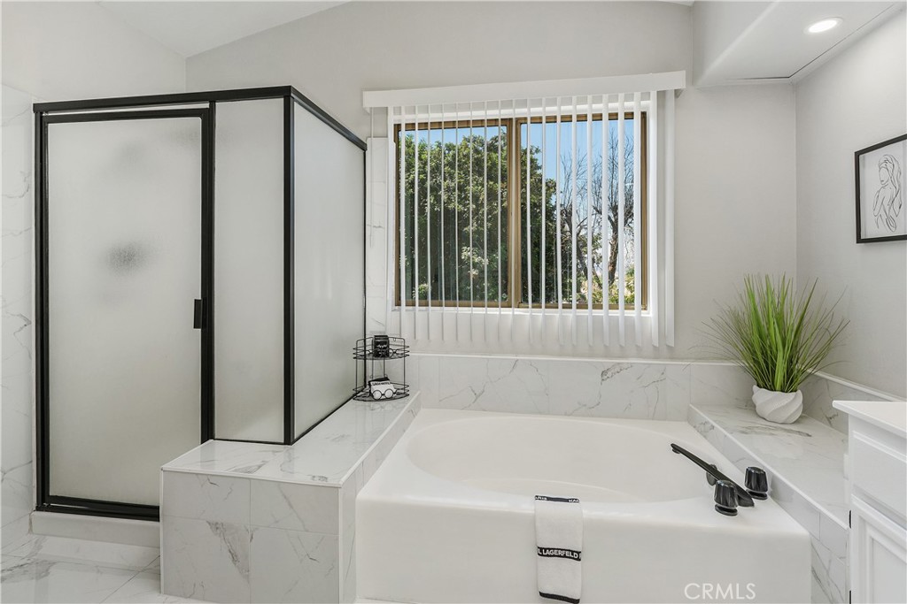 29253 Greenbrier Place Property Photo 25