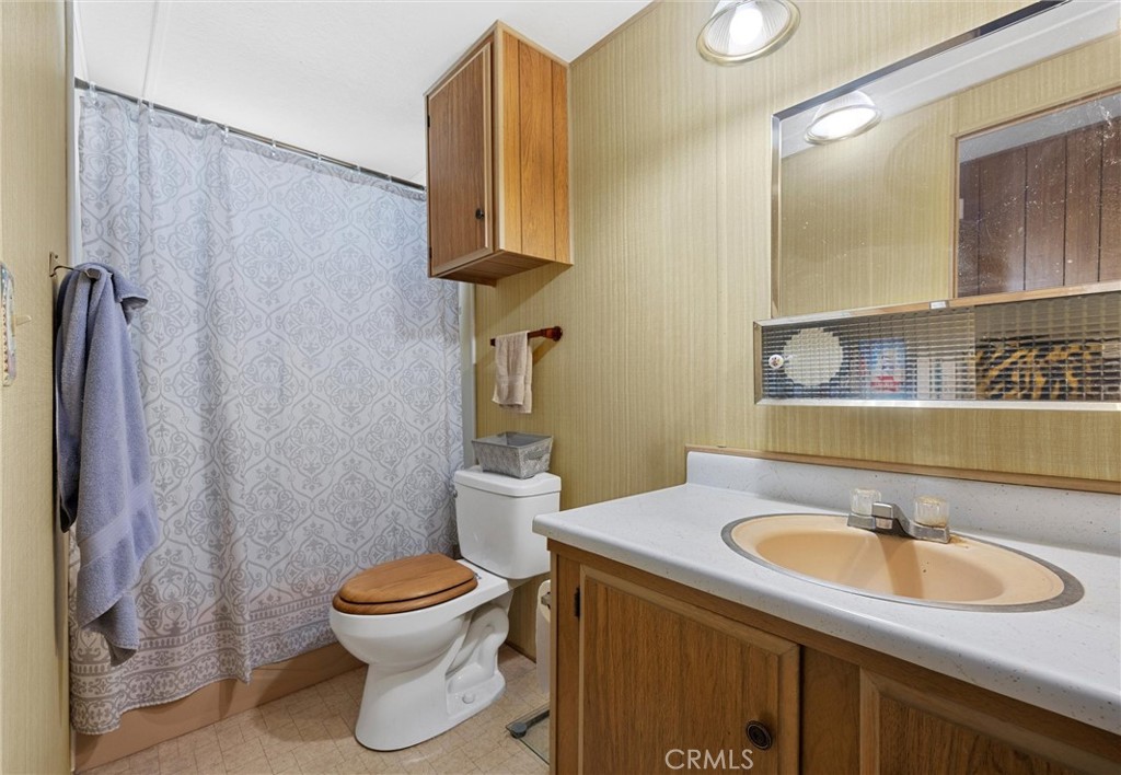 100 Jones Street Property Photo 8
