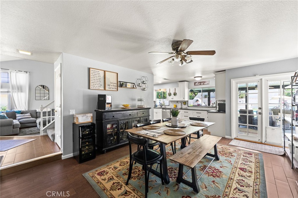 9244 Loquat Property Photo 9
