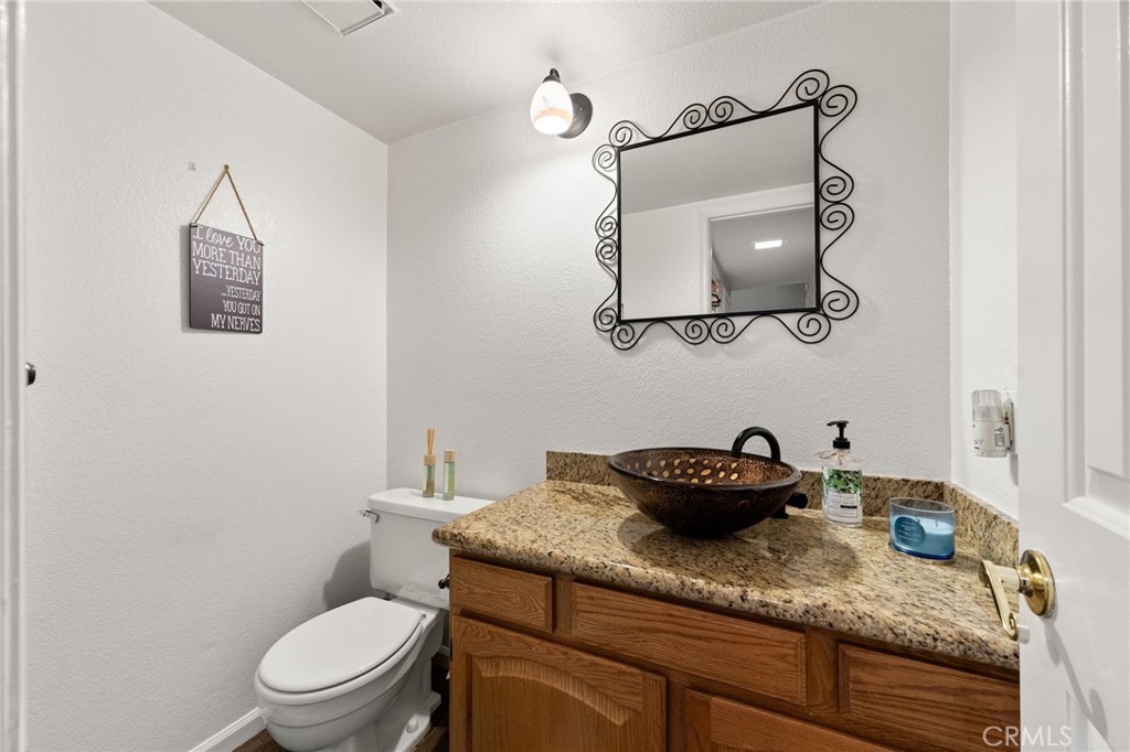 9244 Loquat Property Photo 15
