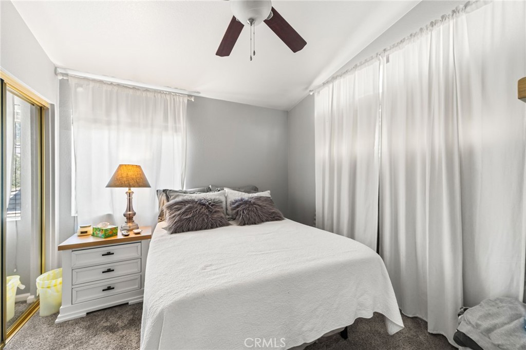 9244 Loquat Property Photo 22