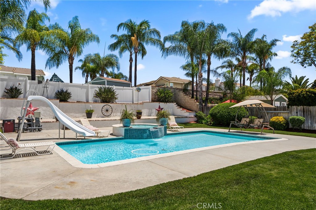 9244 Loquat Property Photo 29