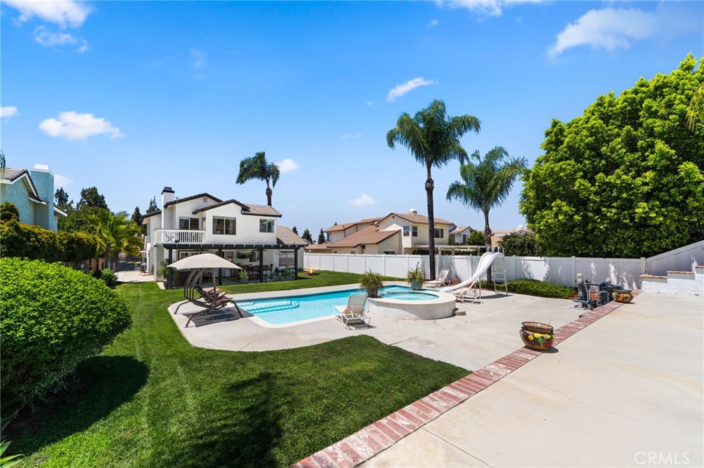 9244 Loquat Property Photo 32