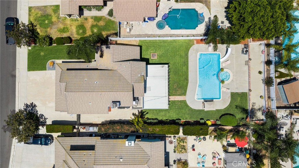 9244 Loquat Property Photo 34