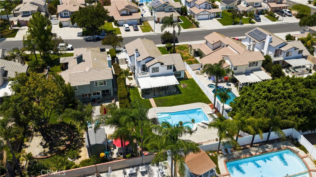 9244 Loquat Property Photo 35
