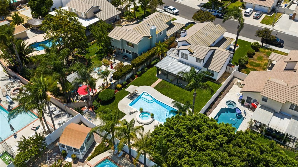 9244 Loquat Property Photo 36