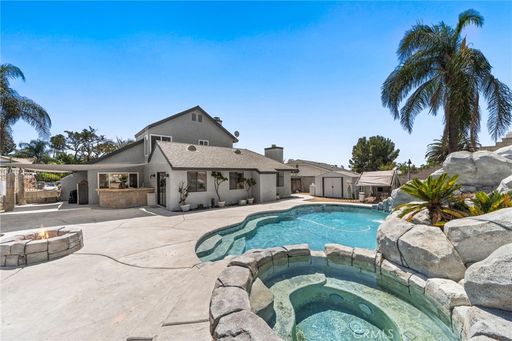 8433 Tamarind Property Photo 4