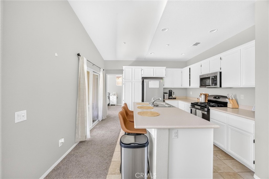 27894 John F Kennedy A Property Photo 9