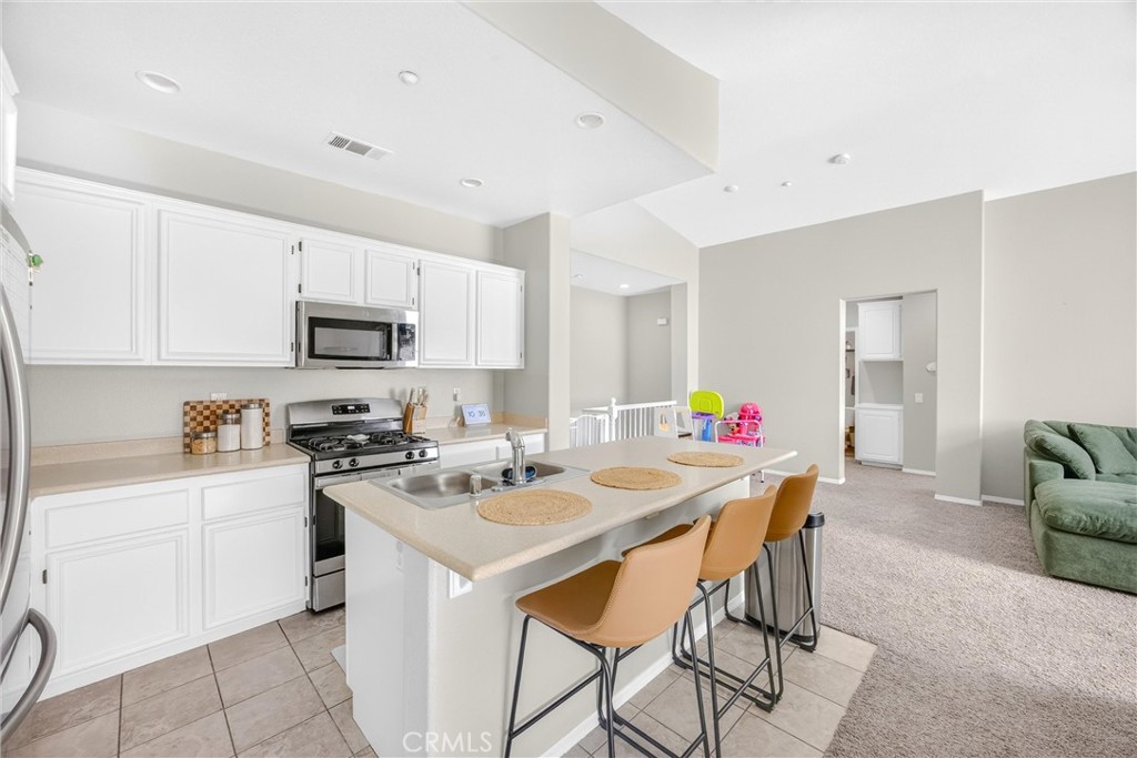 27894 John F Kennedy A Property Photo 12