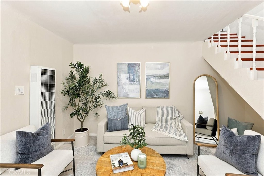 1315 Field Avenue Property Photo 13