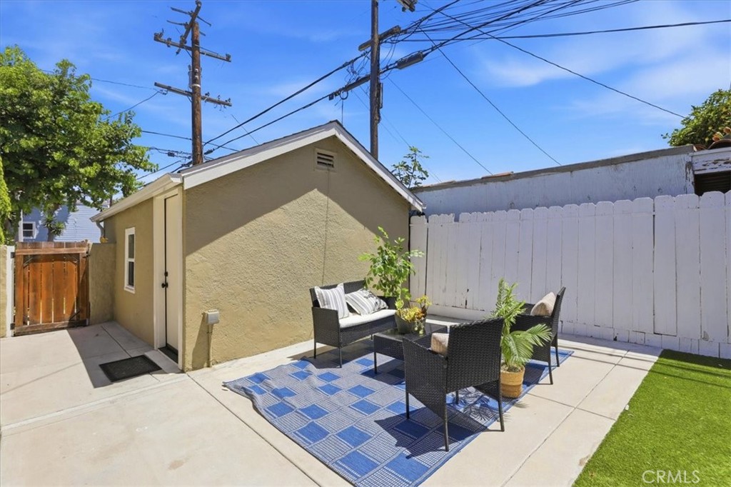 1315 Field Avenue Property Photo 31