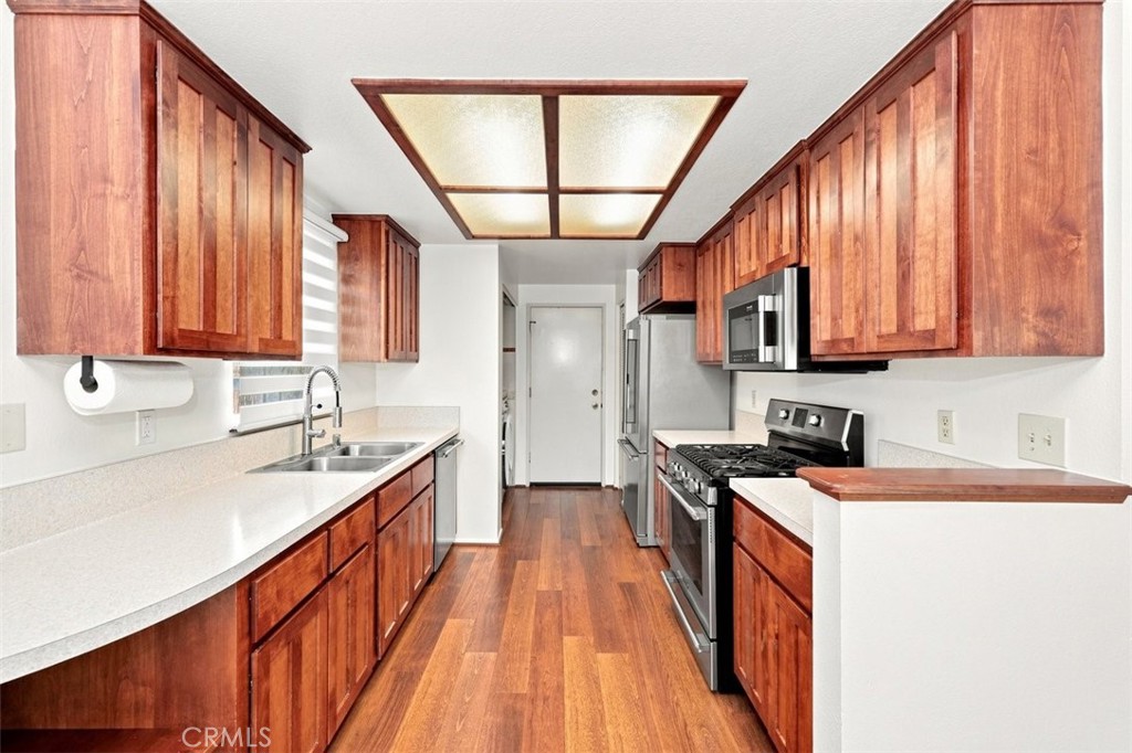5205 Humbolt Property Photo 9