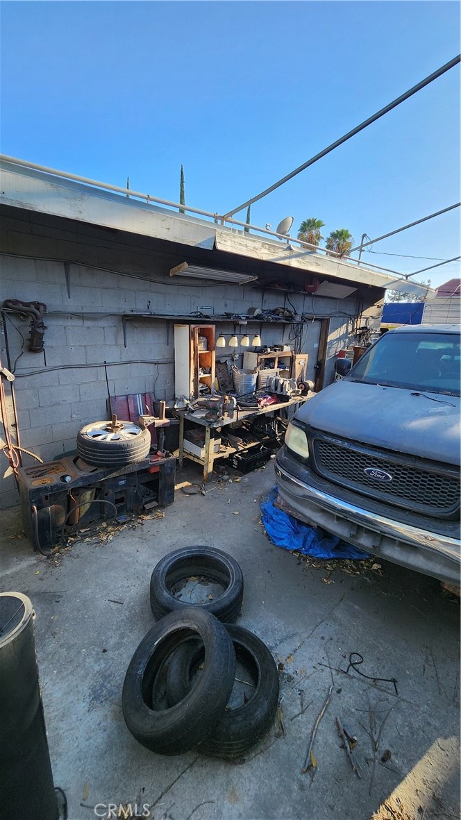 25748 Base Line Property Photo 16