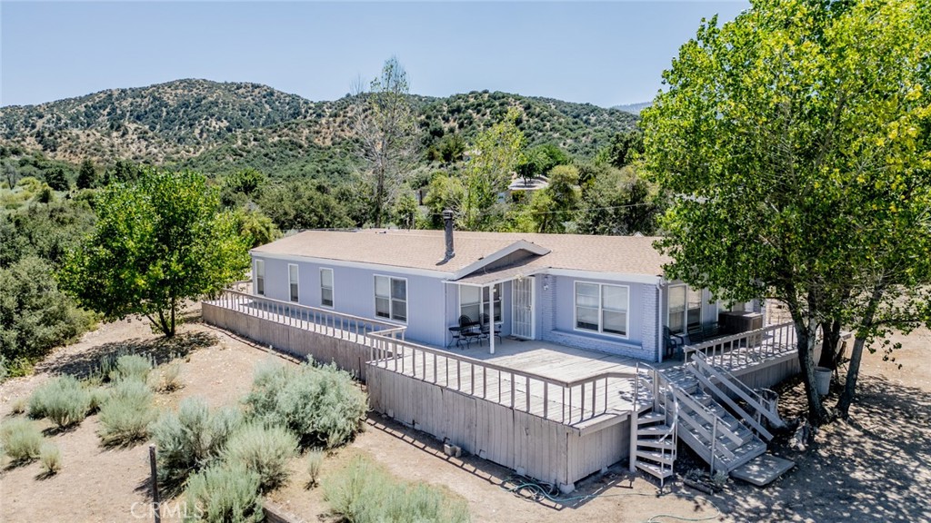 3303 Hwy 2 Property Photo 1
