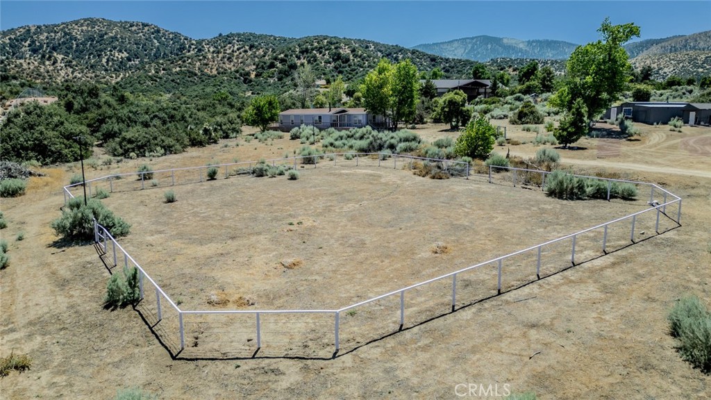 3303 Hwy 2 Property Photo 3