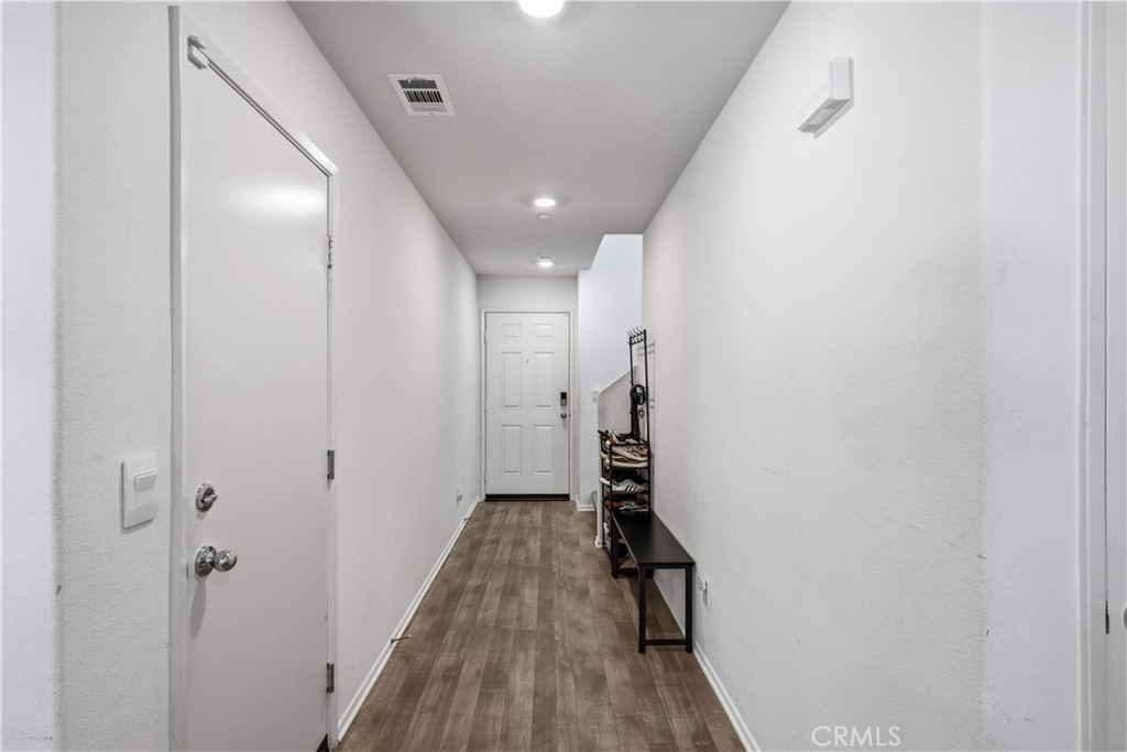 30913 Viper Court Property Photo 6