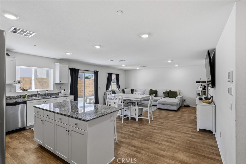 30913 Viper Court Property Photo 11