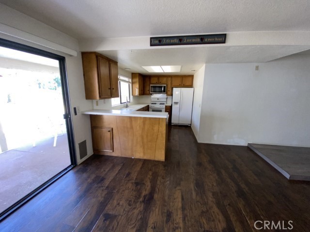 12750 Rolling Ridge Property Photo 8